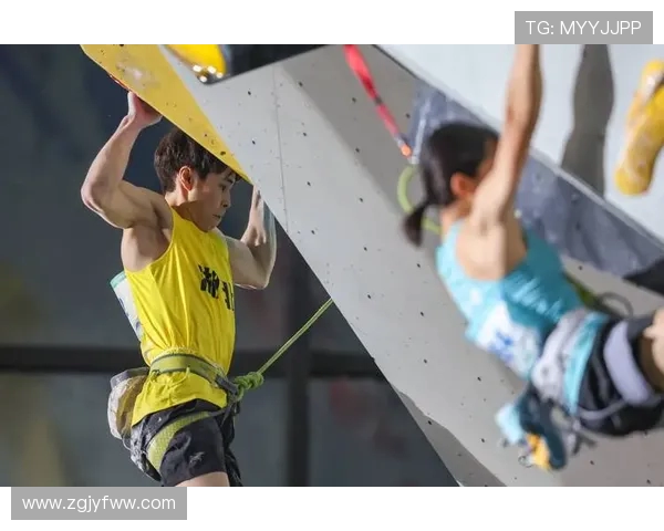 深圳攀岩队在世界滑板锦标赛中以99分稳居积分榜首位 深圳攀岩队在世界滑板锦标赛中以99分稳居积分榜首位