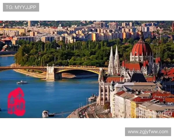 多瑙河畔的足球对决伊特什挑战多瑙的荣耀与激情 多瑙河畔的足球对决伊特什挑战多瑙的荣耀与激情