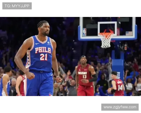 河床与克鲁塞亚的对决分析及战术探讨