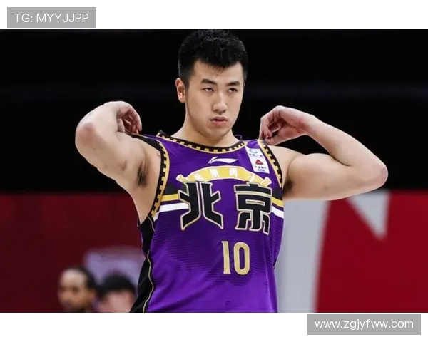 邹雨宸:在篮球场上书写青春与梦想的传奇故事