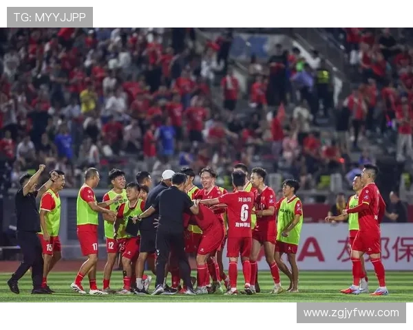 重庆足球队荣登足球节奏排行榜第一名引发热议