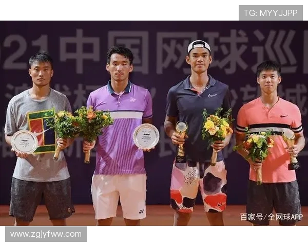 南京网球队与深圳网球队赛后复盘分析战术对决与表现总结